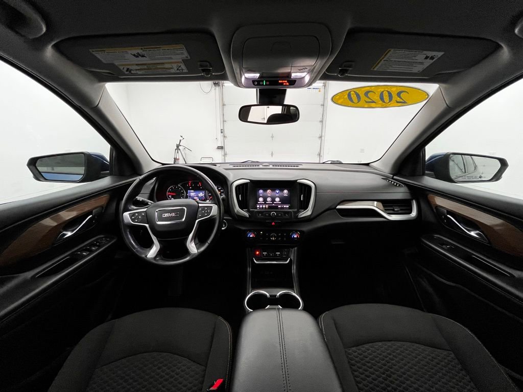 Used 2020 GMC Terrain SLE w/ Driver Convenience Package image 4