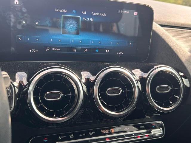Used 2022 Mercedes-Benz GLA 250 image 25