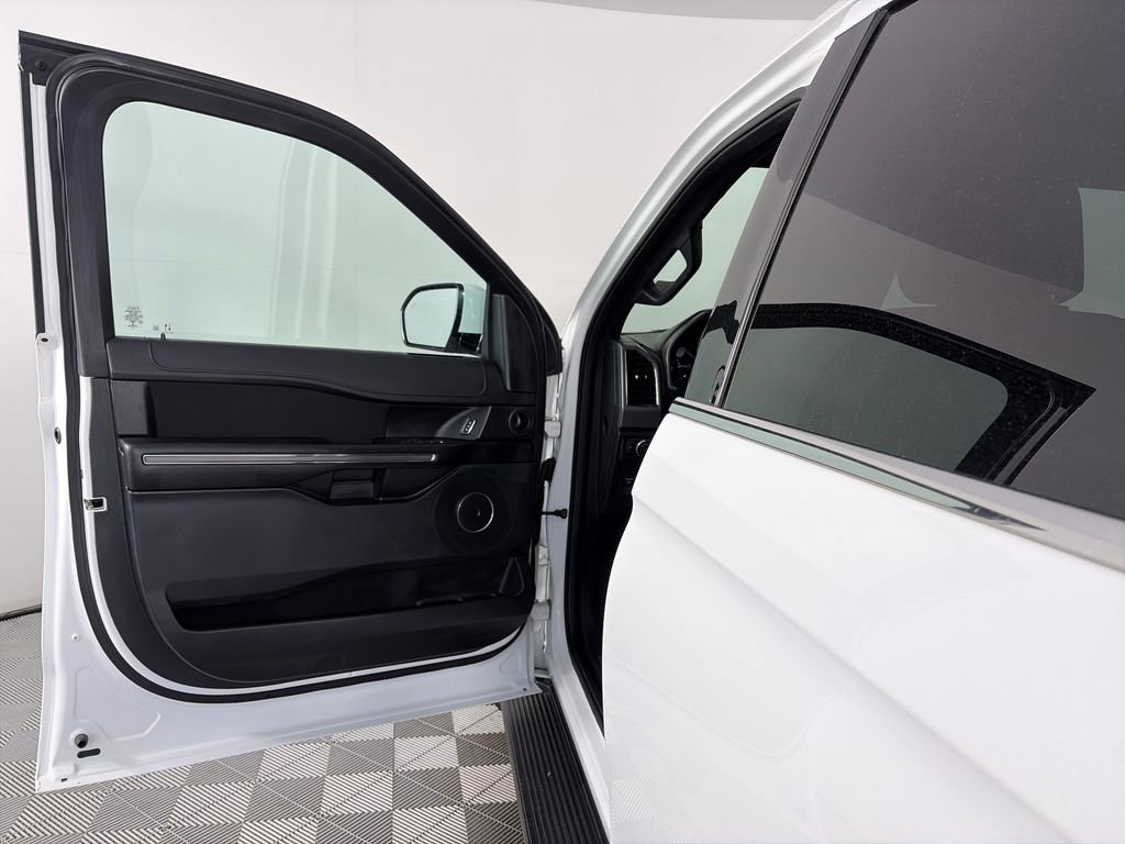 Certified 2020 Ford Expedition XLT AWD/4WD image 10