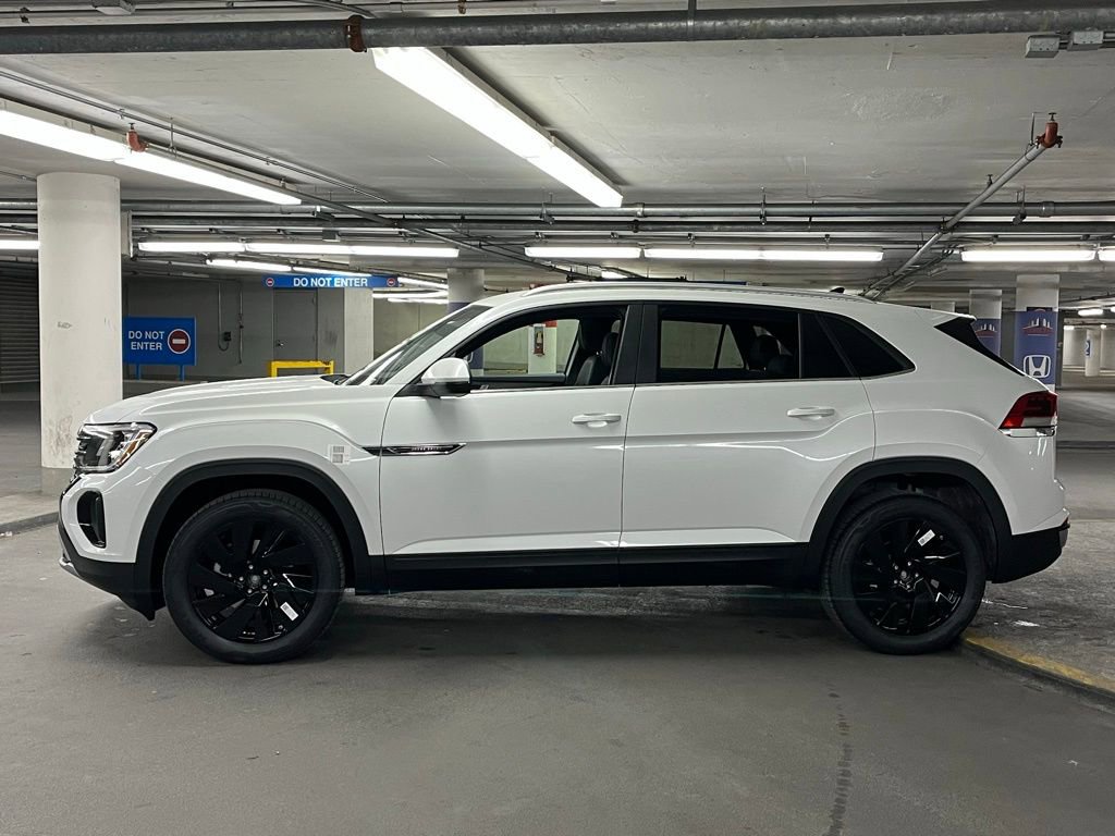 New 2026 Volkswagen Atlas Cross Sport SE image 34