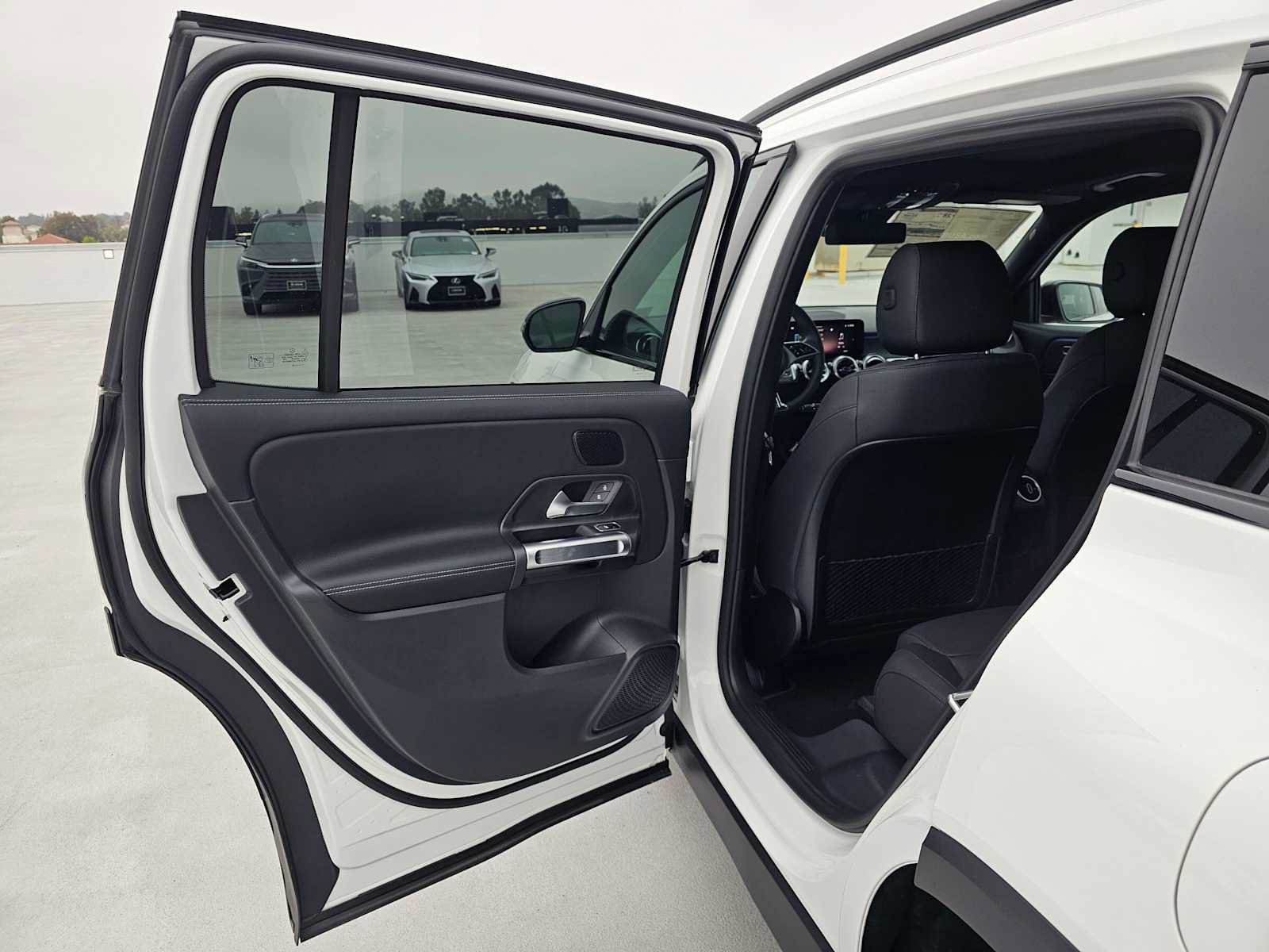 New 2026 Mercedes-Benz GLB 250 image 15