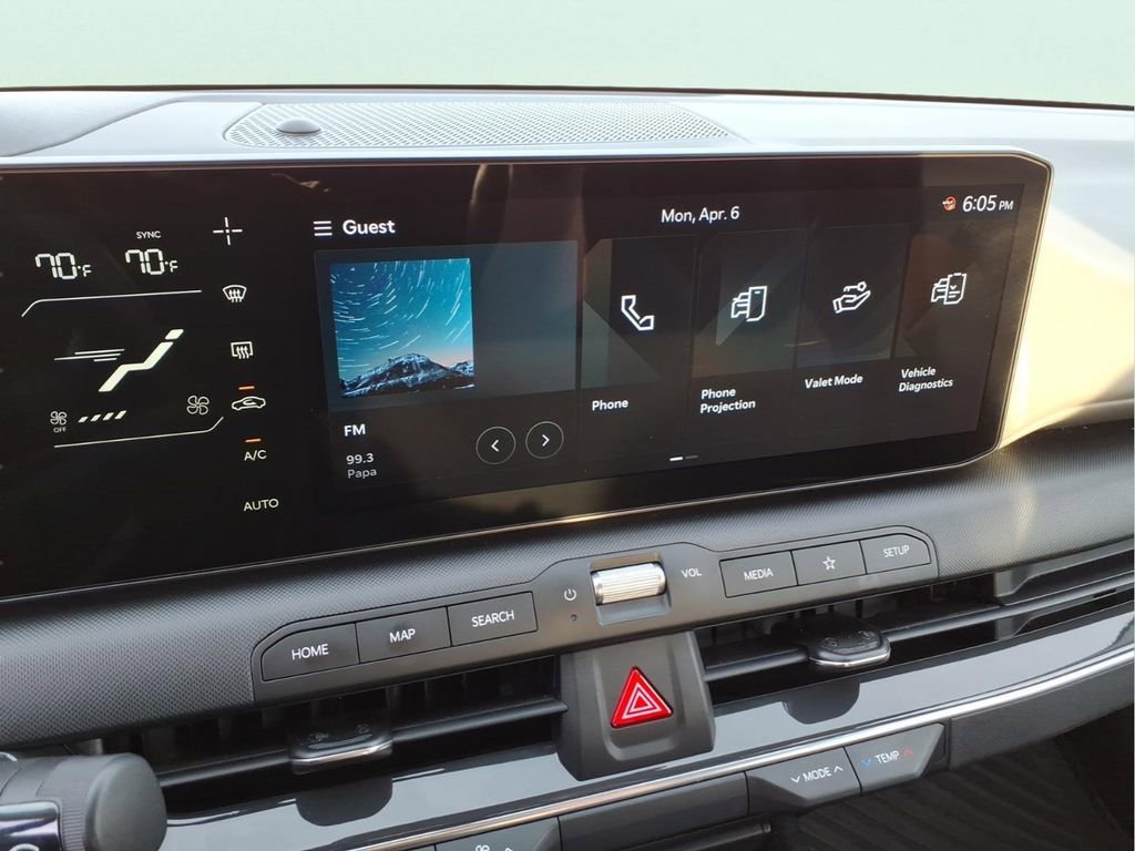 Used 2025 Kia K4 EX image 25