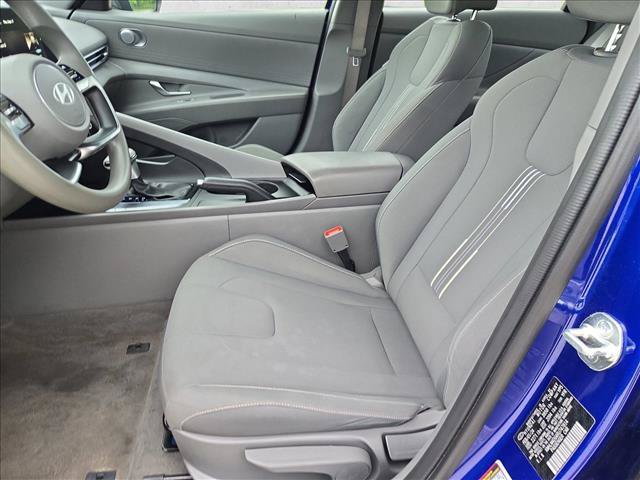 Used 2024 Hyundai Elantra SEL FWD image 16