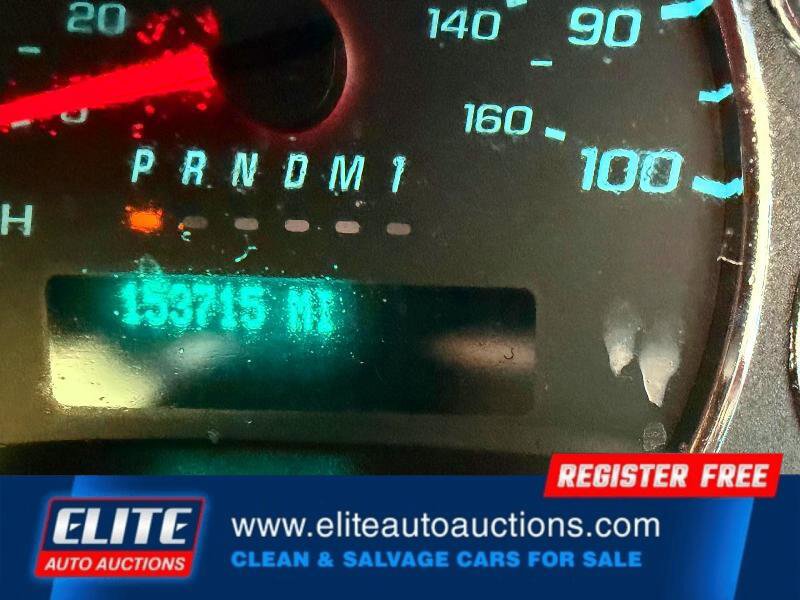 Used 2021 Chevrolet Express 2500 w/ Driver Convenience Package image 16