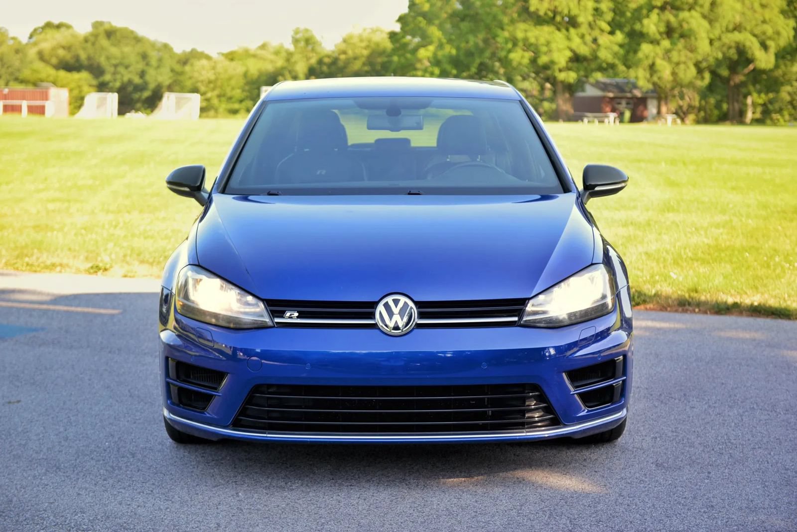 Used 2015 Volkswagen Golf R 4-Door AWD/4WD image 3