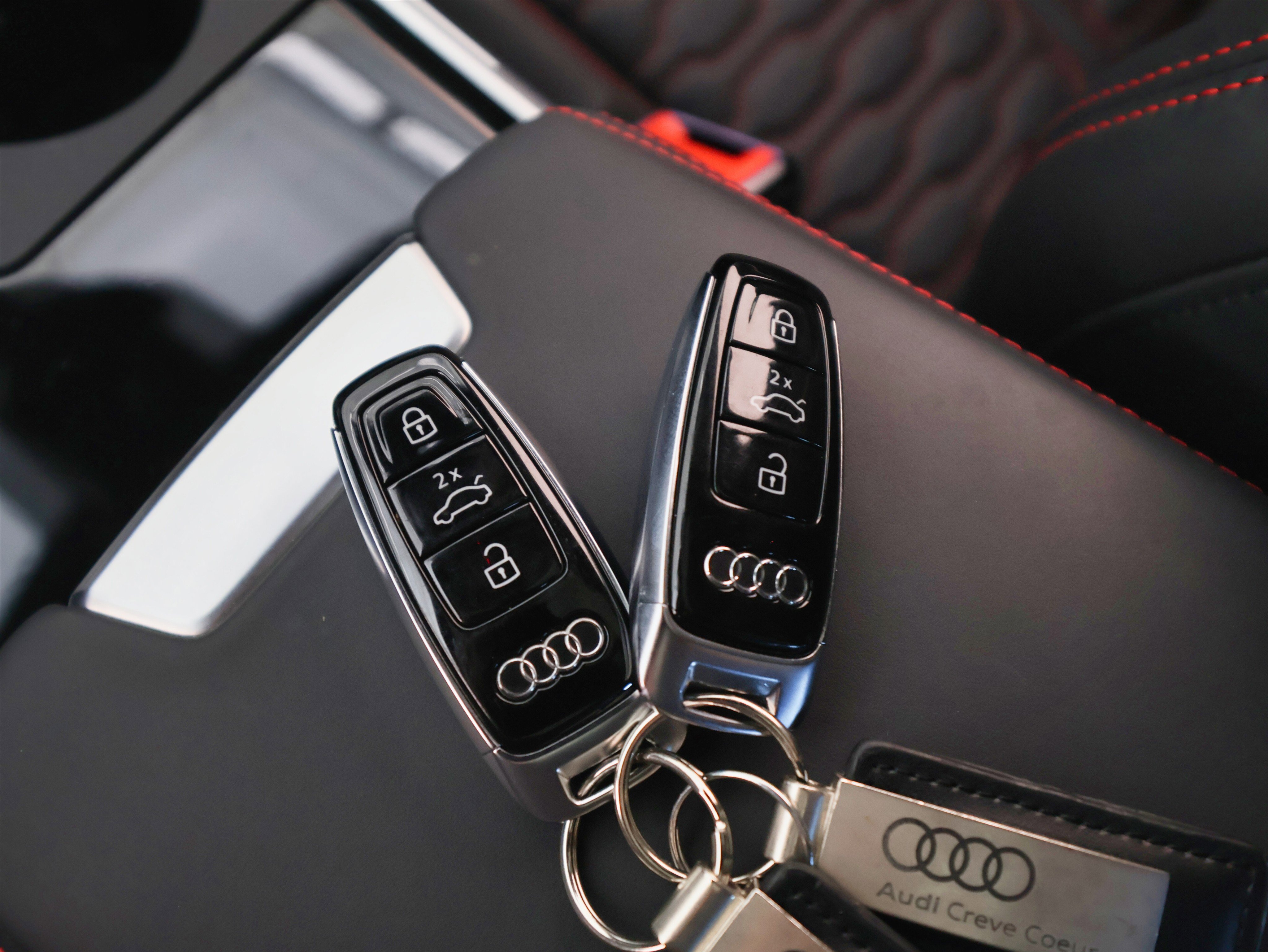 Used 2021 Audi RS 6 w/ Executive Package image 46