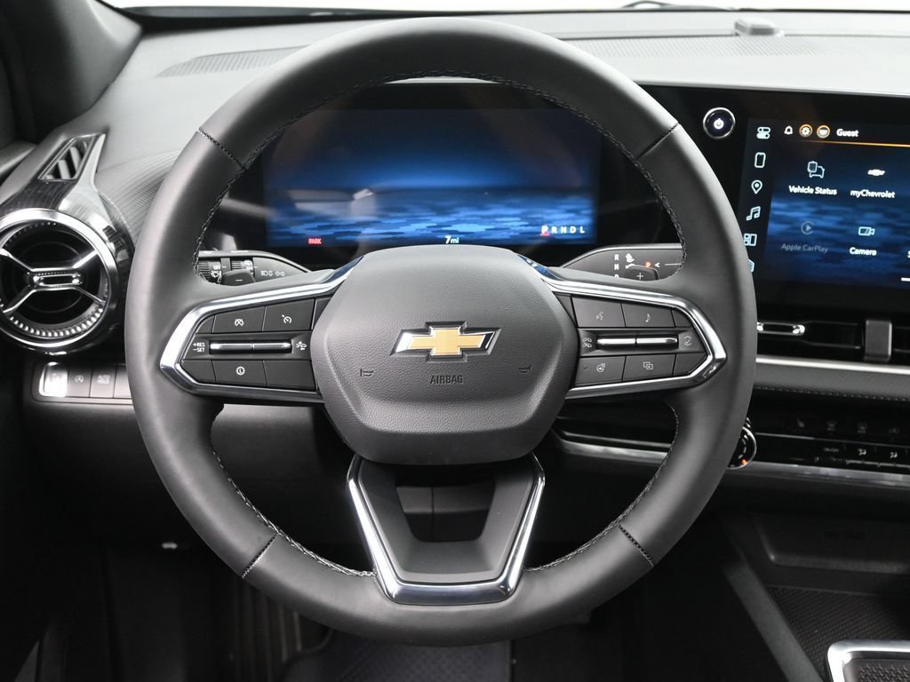 New 2026 Chevrolet Equinox LT FWD image 18