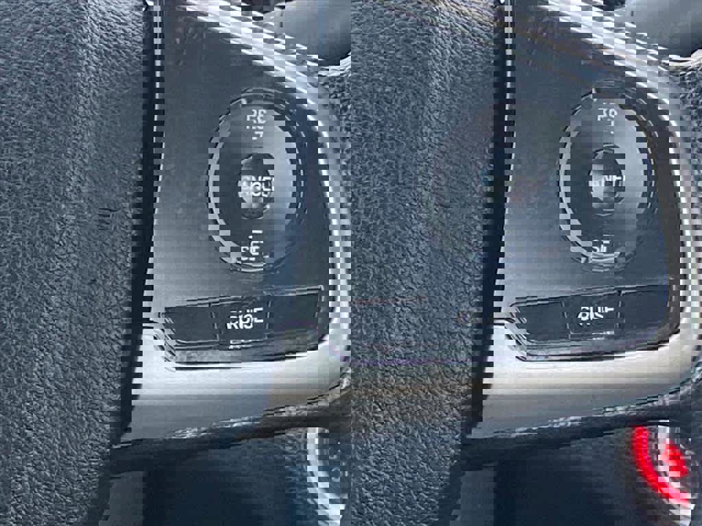 Used 2018 Honda Civic EX image 9