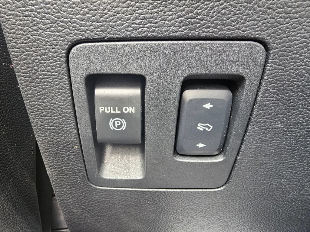 Used 2016 Ford F150 XLT w/ Equipment Group 301A Mid AWD/4WD image 24