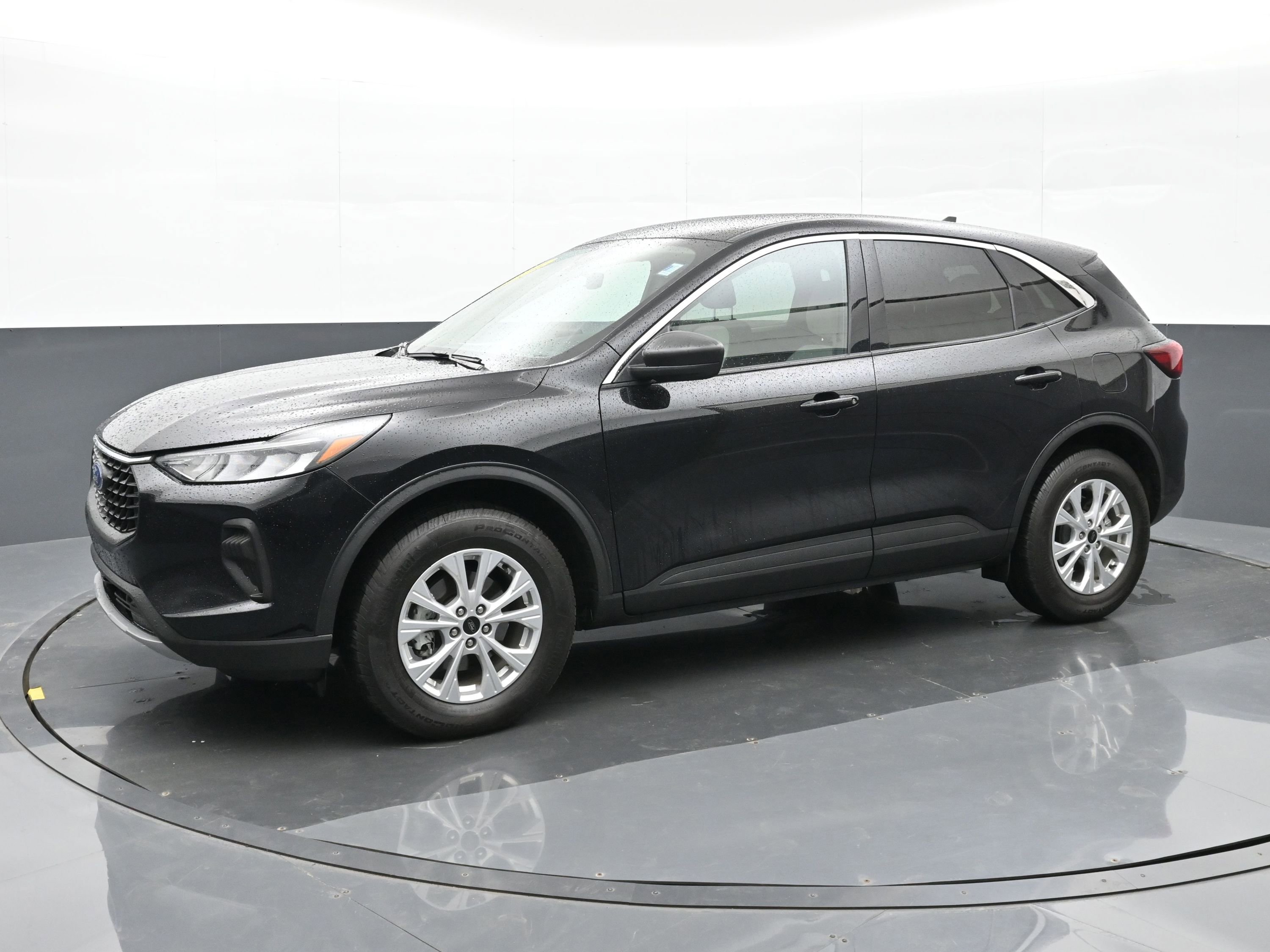 Used 2024 Ford Escape Active AWD/4WD image 8