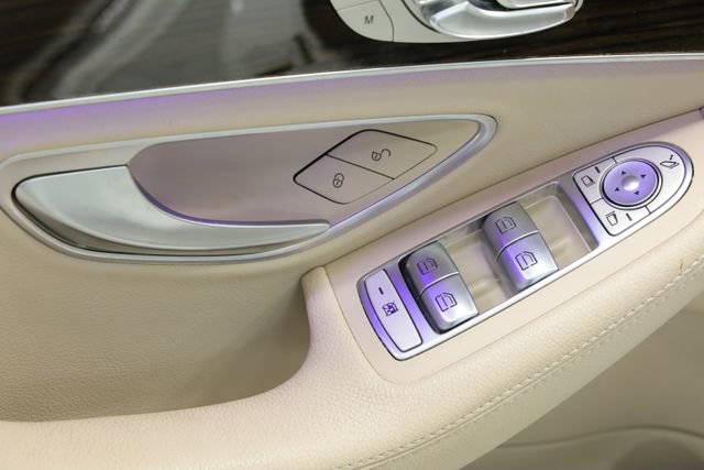 Used 2021 Mercedes-Benz C 300 Sedan image 31