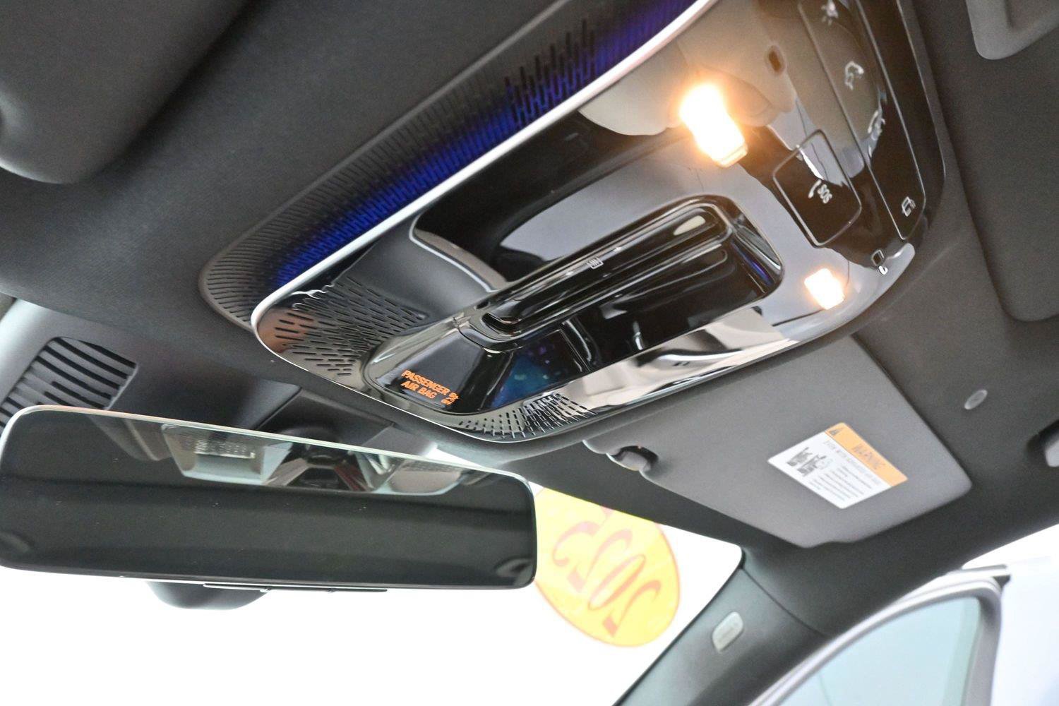 Used 2025 Mercedes-Benz C 300 4MATIC Sedan image 24