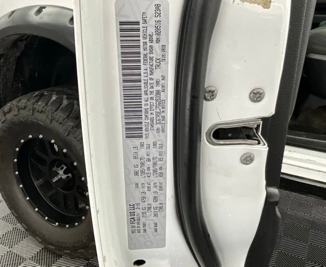 Used 2016 RAM 2500 Power Wagon w/ Luxury Group image 28