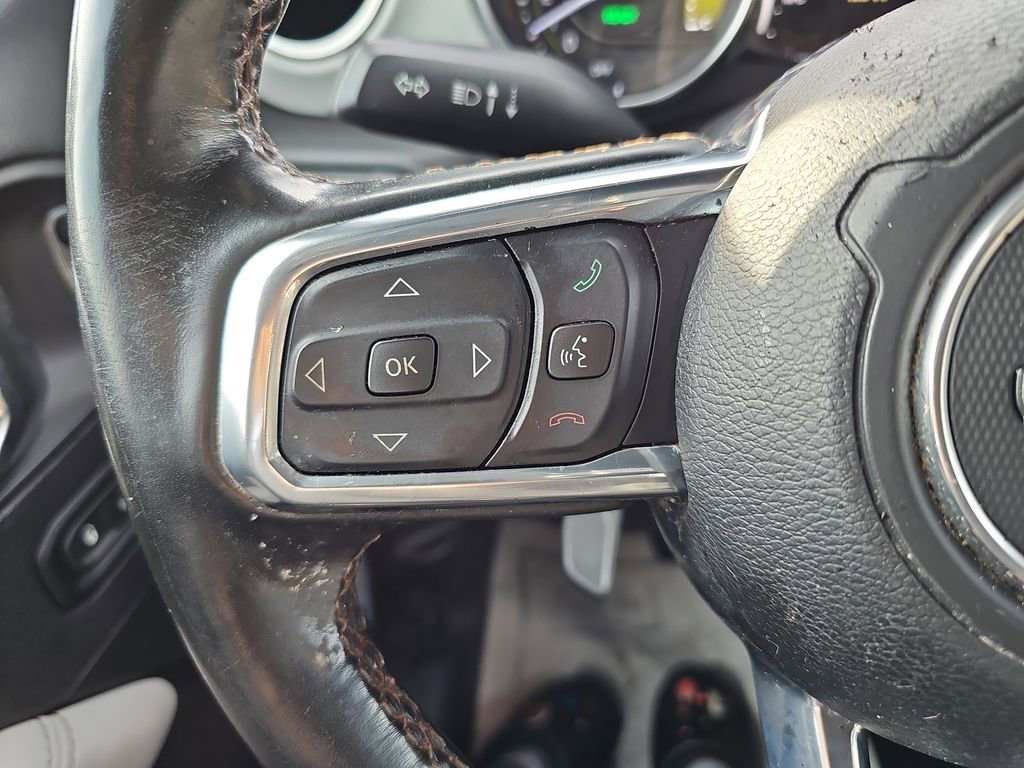 Used 2022 Jeep Wrangler Unlimited Sahara image 22