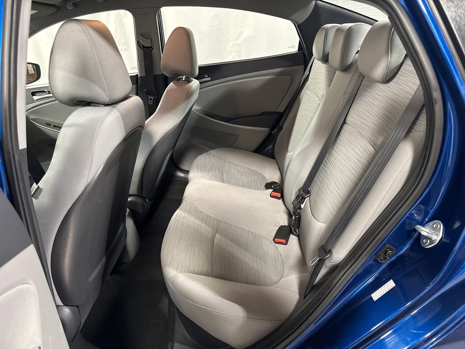Used 2016 Hyundai Accent SE FWD image 5