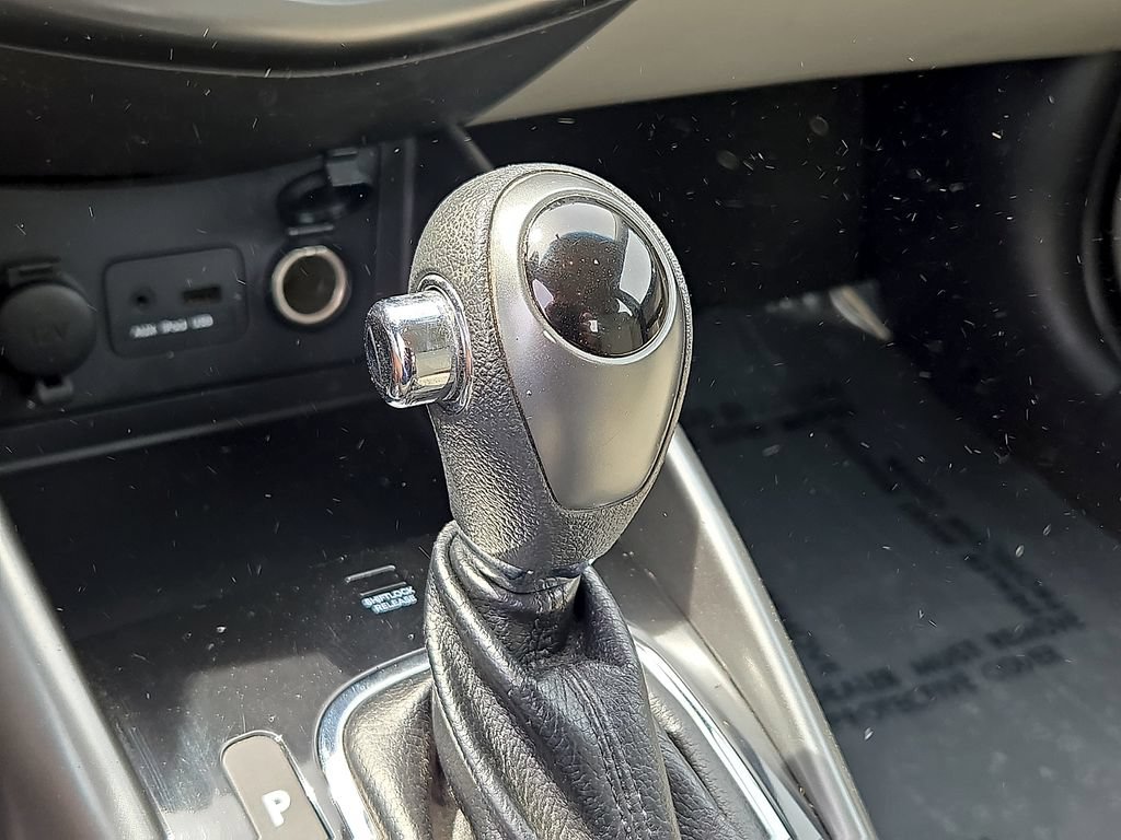 Used 2013 Kia Forte EX w/ Fuel Economy Pkg FWD image 18