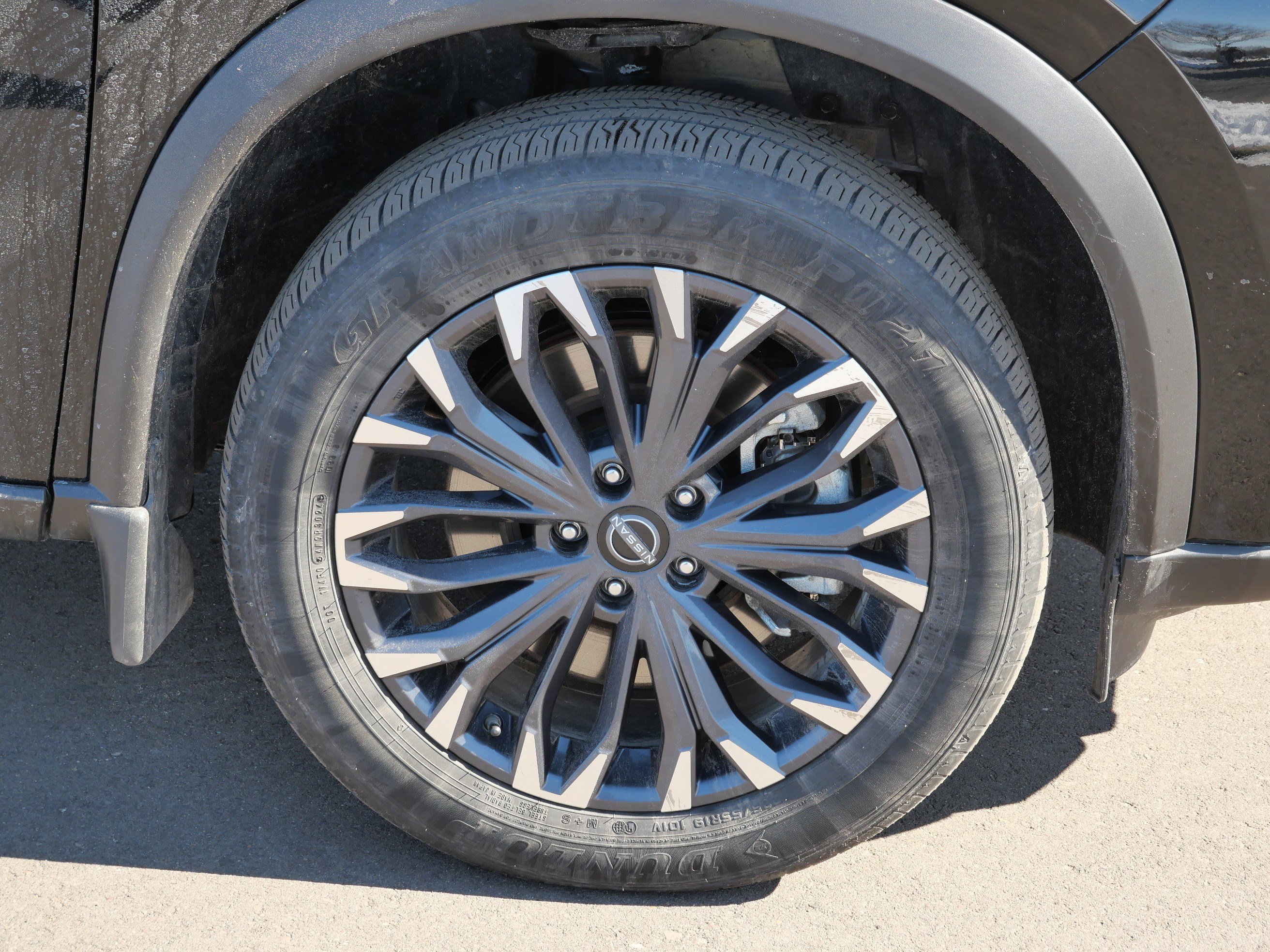 Used 2025 Nissan Rogue SL w/ Tech Package image 15