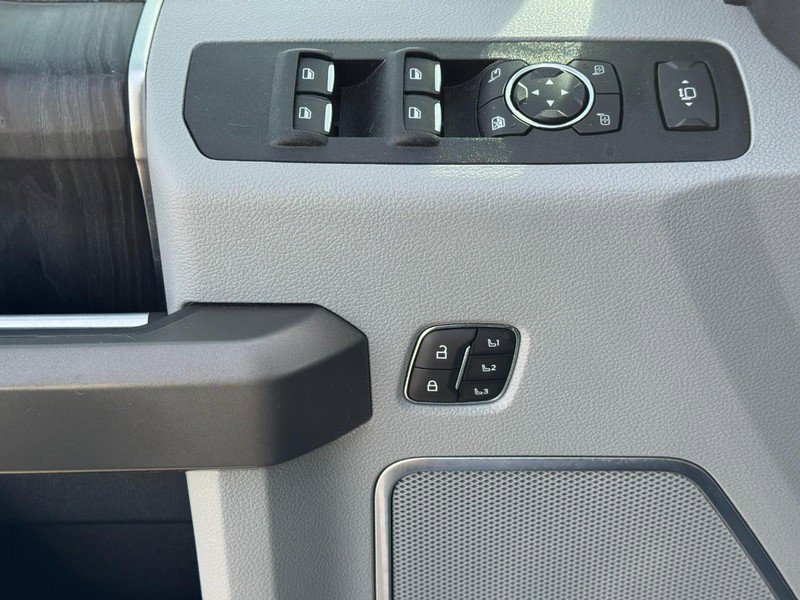 Used 2022 Ford F250 Limited w/ FX4 Off-Road Package image 26