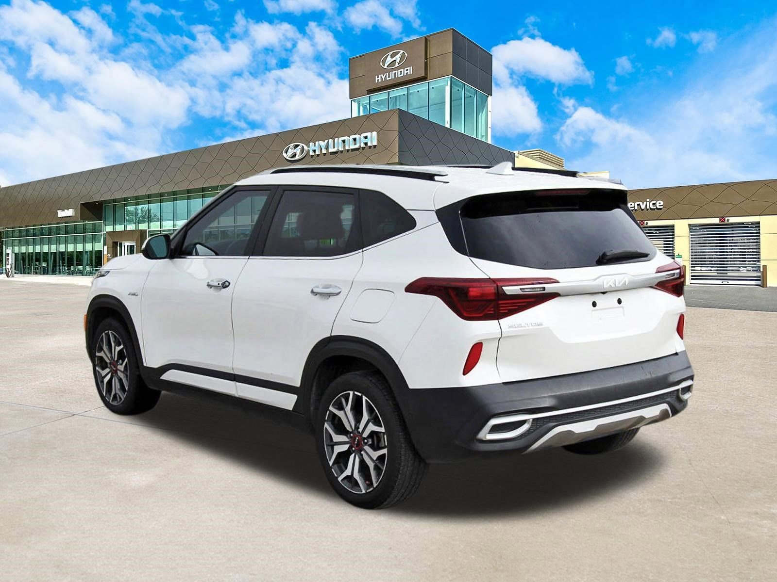 Used 2023 Kia Seltos SX AWD/4WD image 8