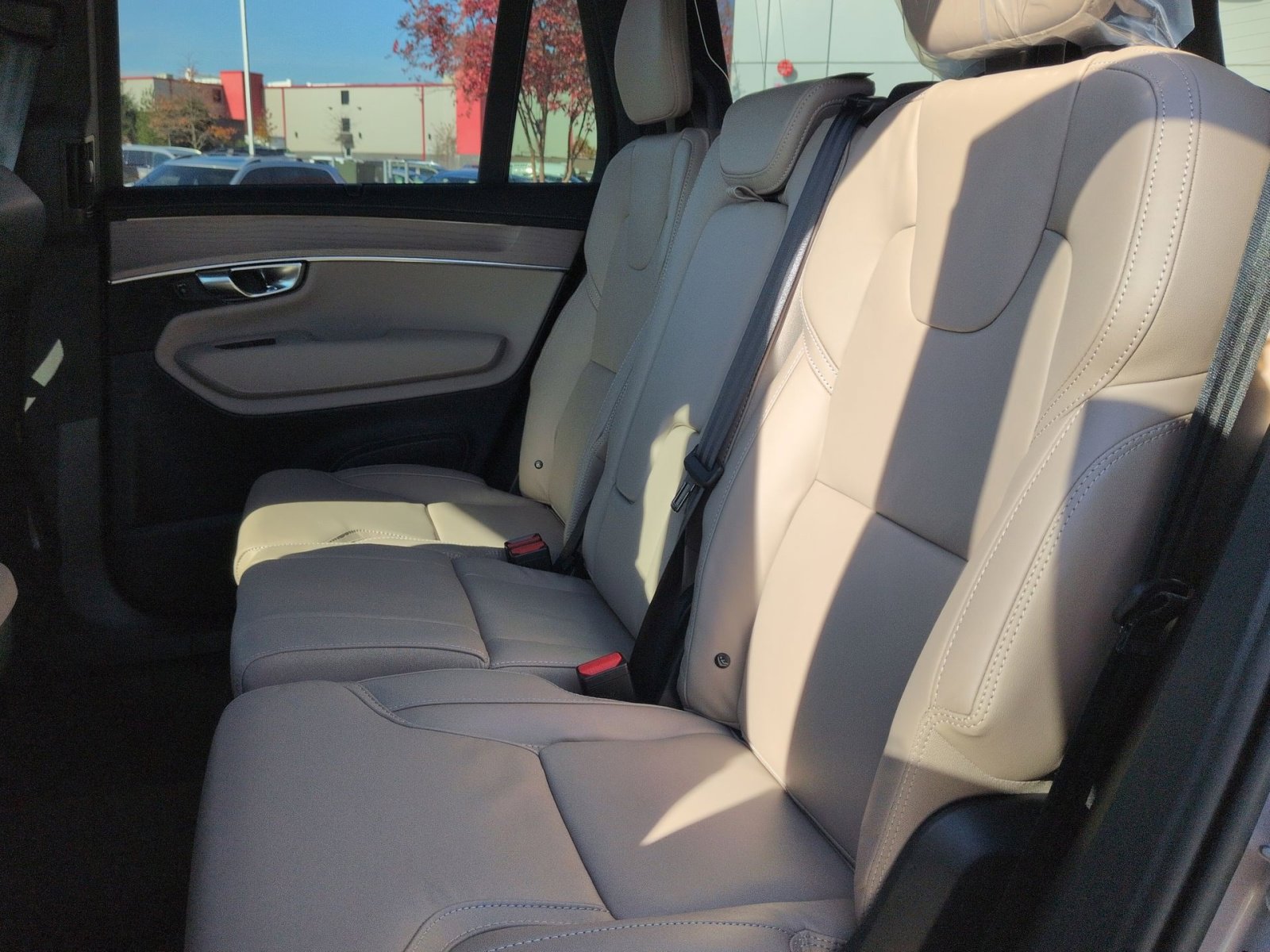 New 2026 Volvo XC90 B6 Ultra w/ Protection Package Premier image 25