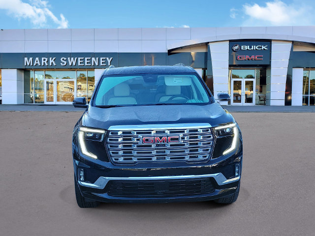 Used 2024 GMC Acadia Denali AWD/4WD image 2