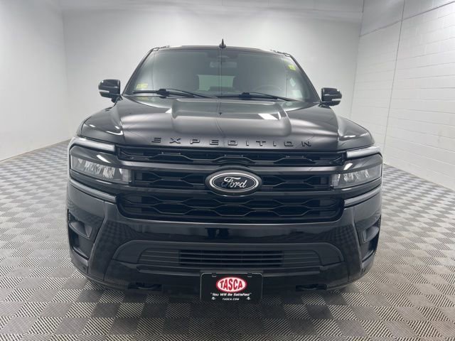 Used 2023 Ford Expedition Max Limited image 3