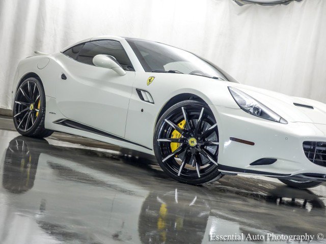 Used 2012 Ferrari California image 4