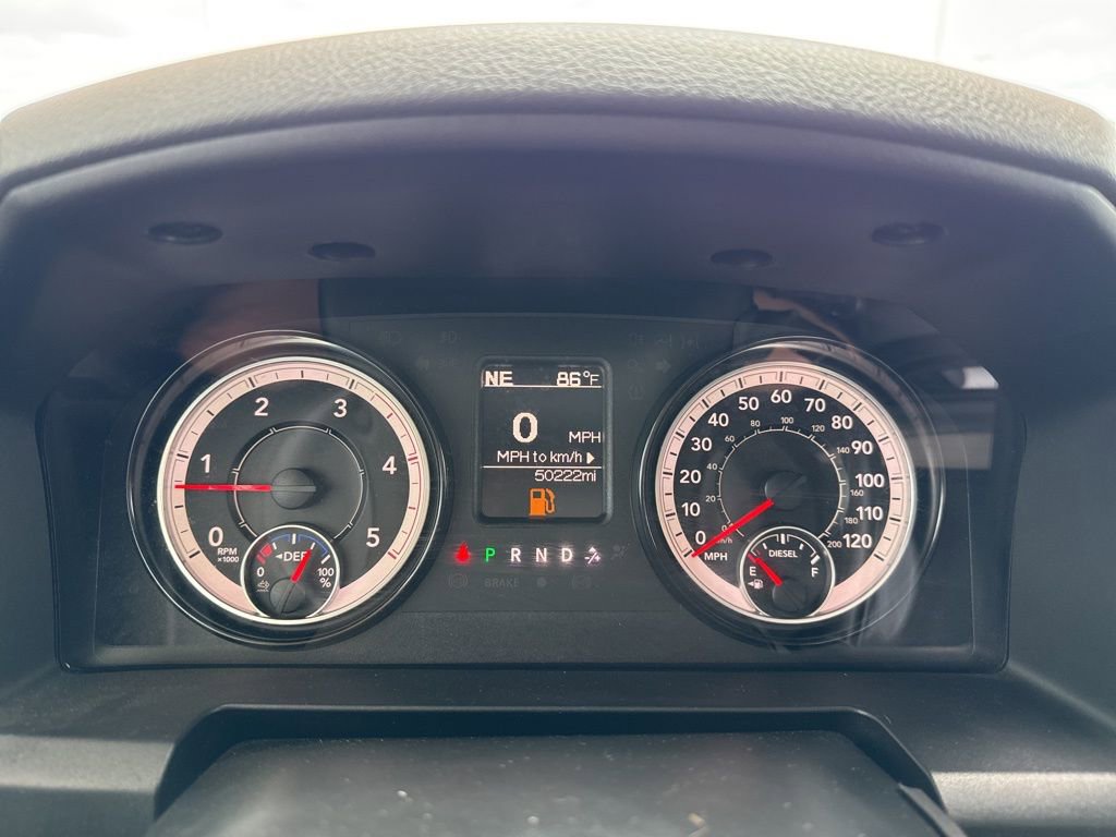 Used 2018 RAM 2500 Tradesman w/ Chrome Appearance Group image 13