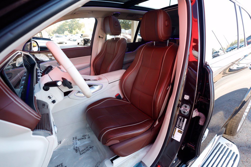 Used 2023 Mercedes-Benz Maybach GLS 600 4MATIC image 53