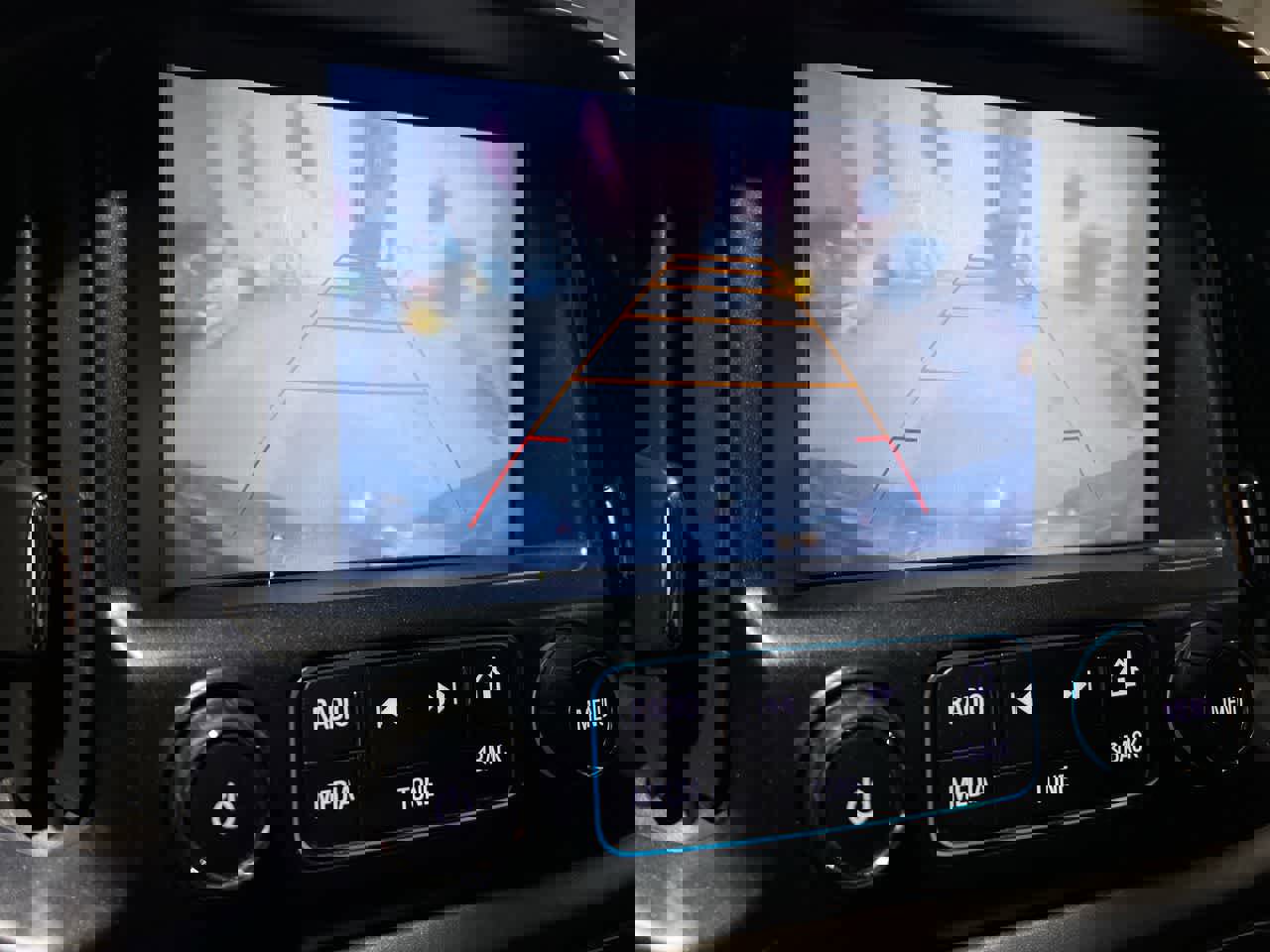 Used 2017 Chevrolet Colorado Z71 image 17