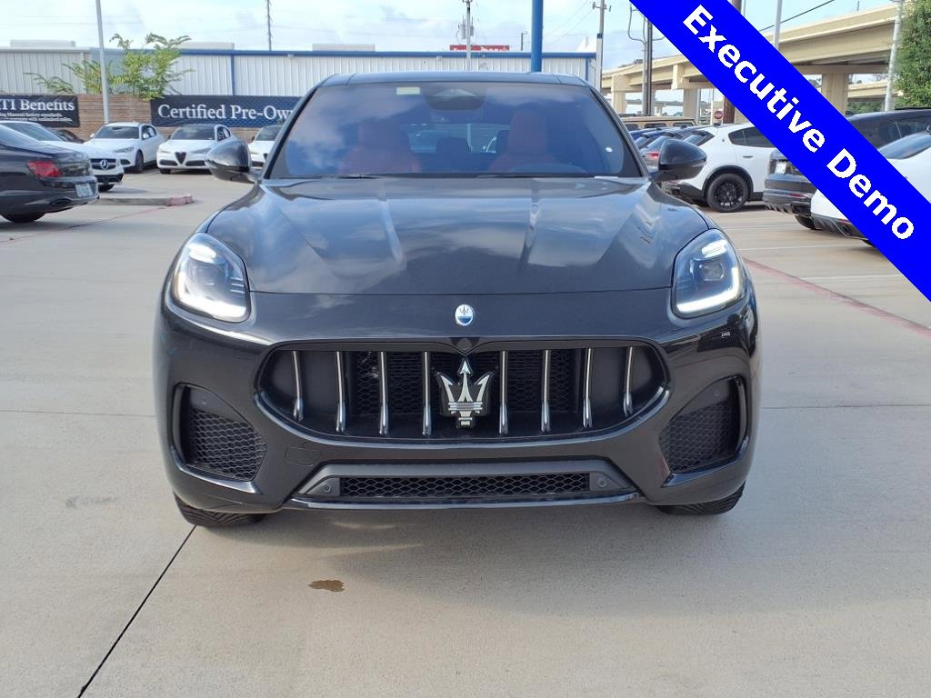 New 2025 Maserati Grecale GT image 4