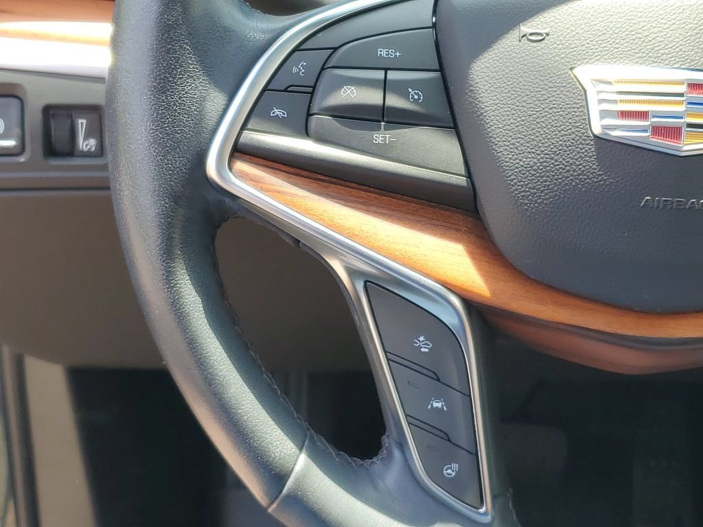 Certified 2024 Cadillac XT5 Premium Luxury w/ LPO, Floor Liner Package AWD/4WD image 12