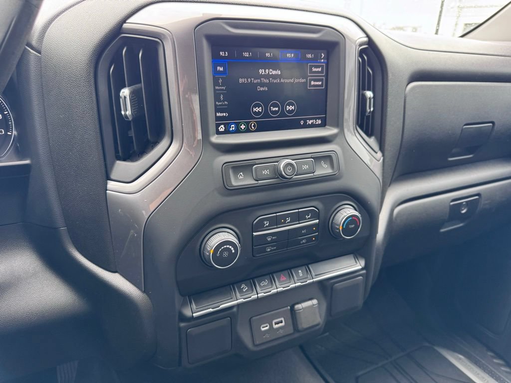 Used 2021 Chevrolet Silverado 1500 Custom Trail Boss AWD/4WD image 27