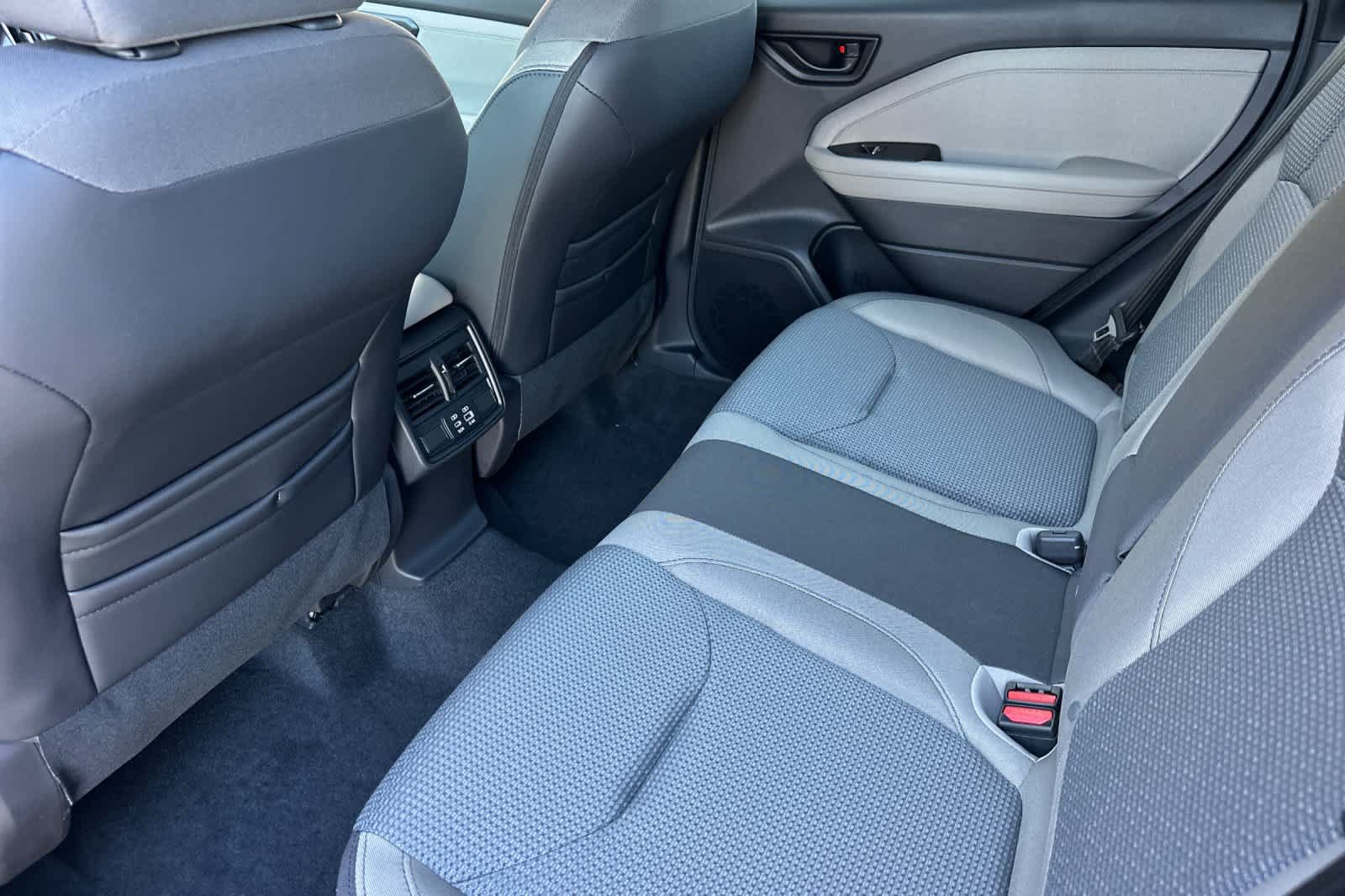 New 2026 Subaru Forester Premium AWD/4WD image 12