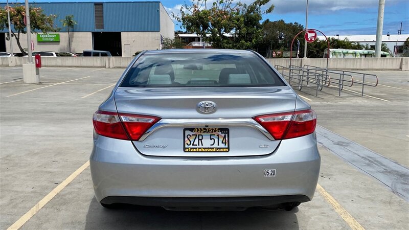 Used 2017 Toyota Camry LE FWD image 5