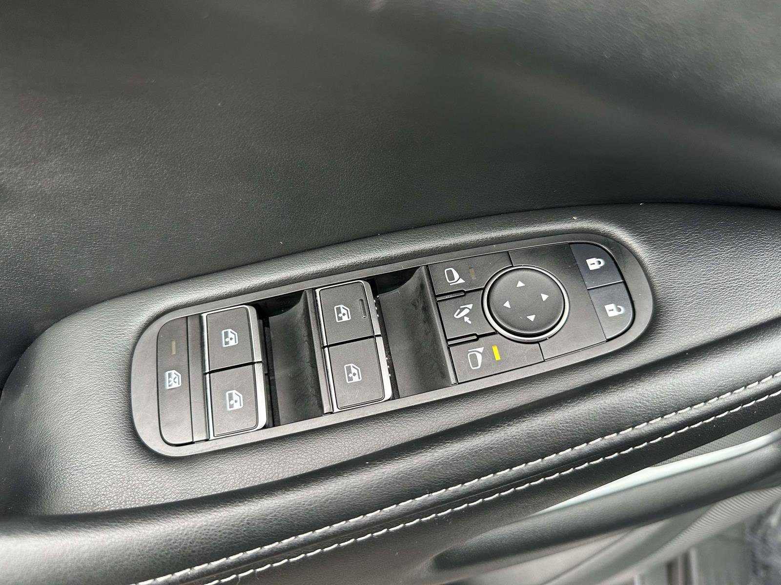 Used 2025 INFINITI QX60 Luxe image 18