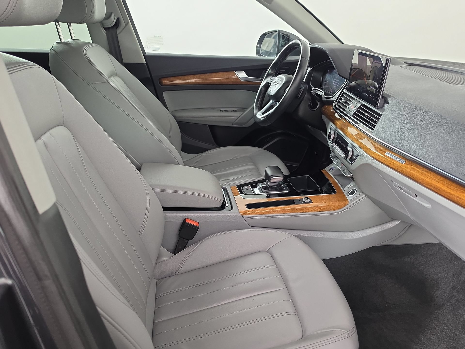 Used 2022 Audi Q5 2.0T Premium Plus AWD/4WD image 46