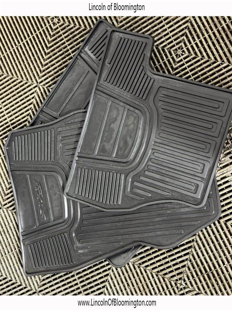 Used 2018 Ford Focus SE w/ Cold Weather Package image 47