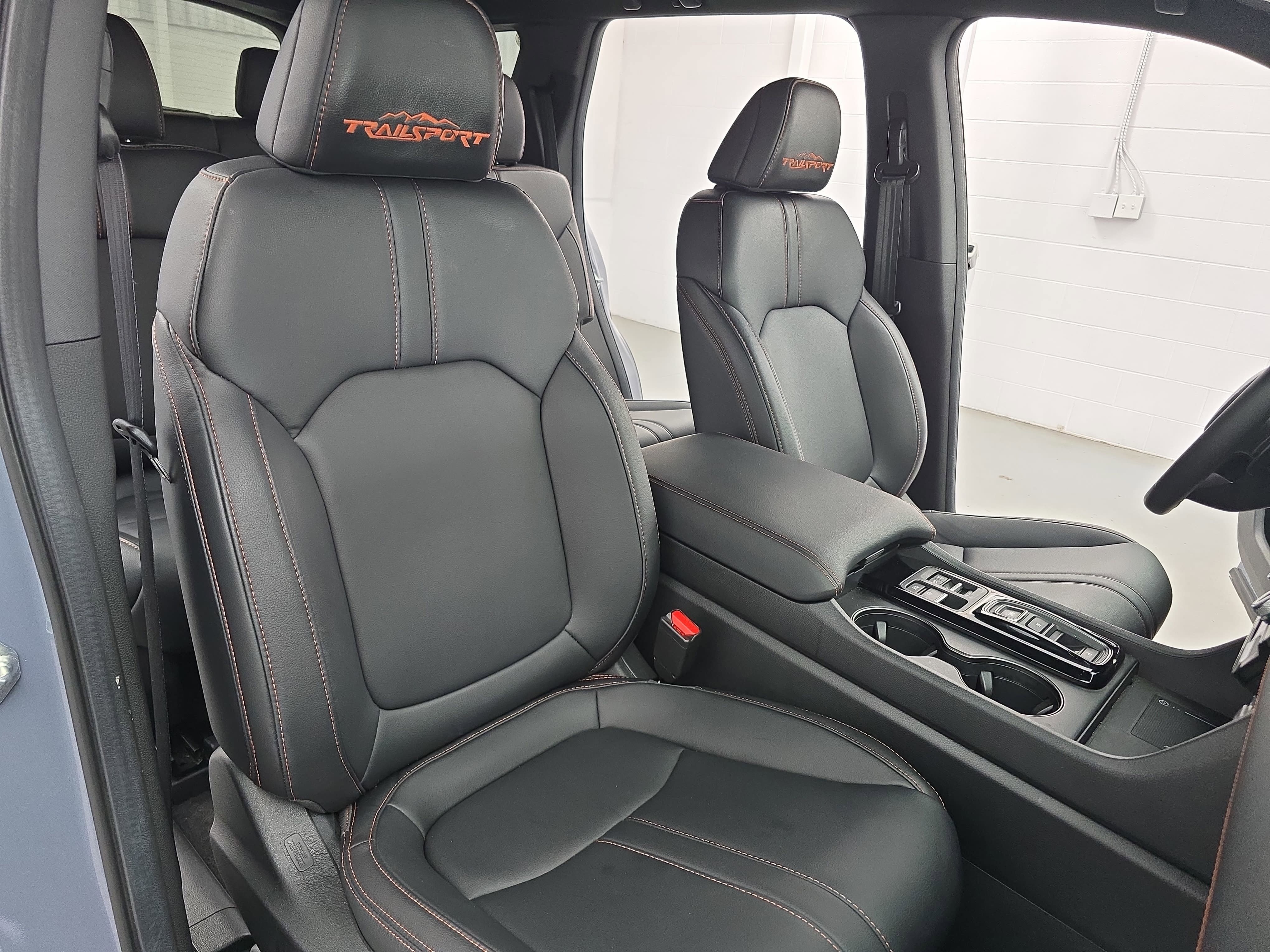 Certified 2025 Honda Pilot TrailSport image 10