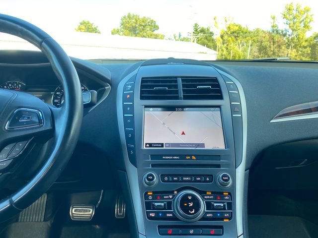 Used 2019 Lincoln MKZ Reserve w/ Reserve Plus Package image 23
