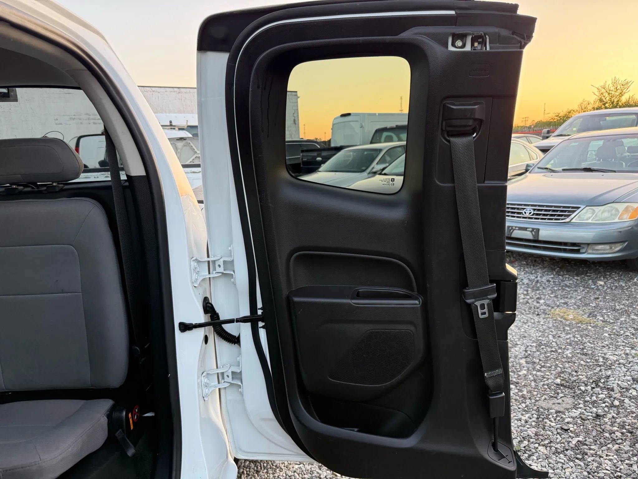 Used 2016 Chevrolet Colorado W/T image 41