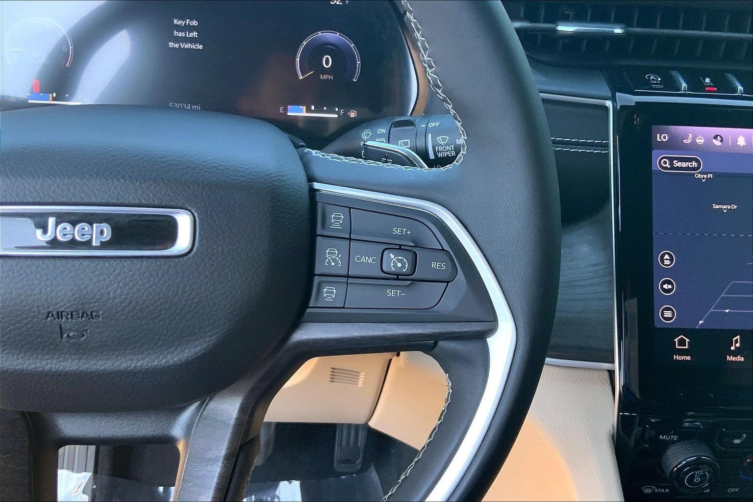 Certified 2023 Jeep Grand Cherokee L Limited w/ Black Appearance Package AWD/4WD image 24