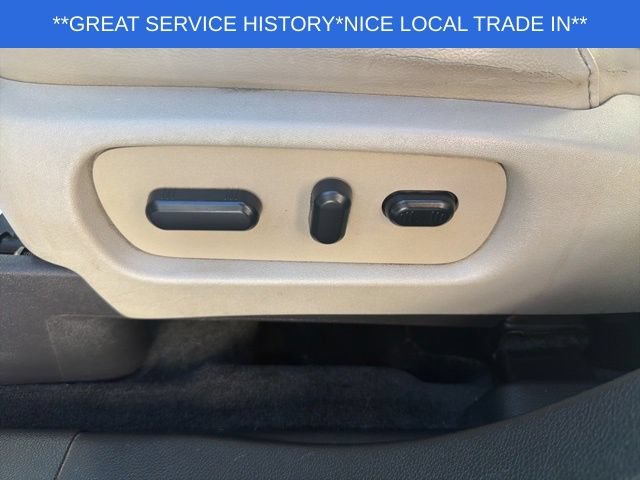 Used 2015 Ford Explorer XLT w/ Equipment Group 202B AWD/4WD image 28