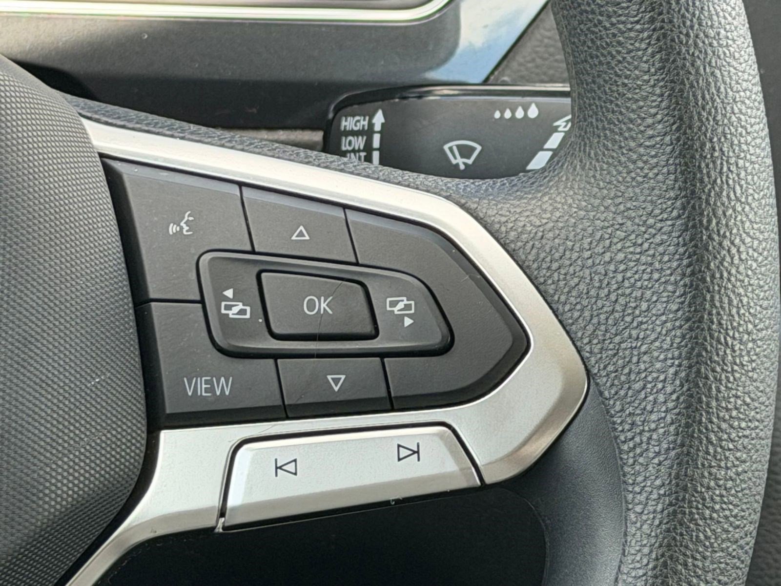 Used 2022 Volkswagen Tiguan S image 22