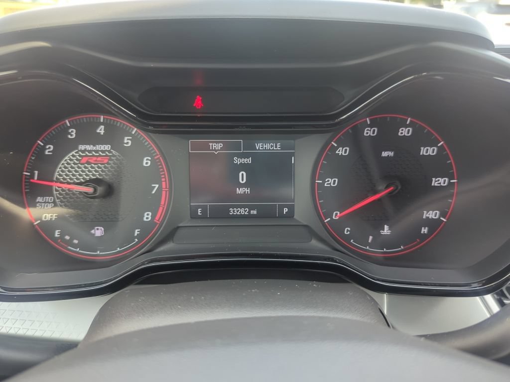 Certified 2024 Chevrolet Trax RS w/ Driver Confidence Package FWD image 17