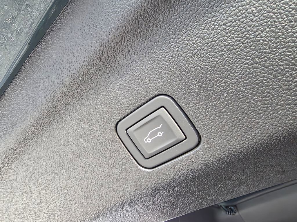 New 2026 Chevrolet Tahoe RST w/ Advanced Technology Package image 33