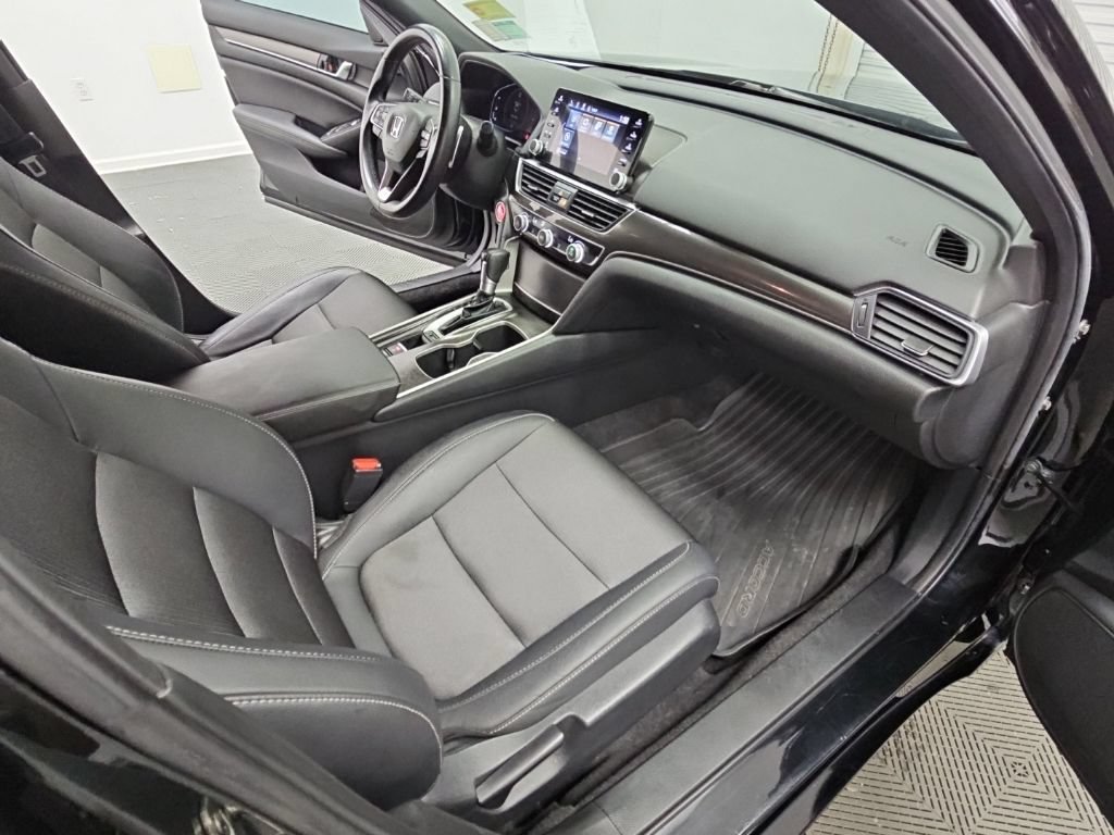 Used 2020 Honda Accord Sport image 35