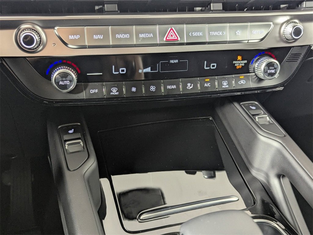 New 2025 Kia Telluride S image 19