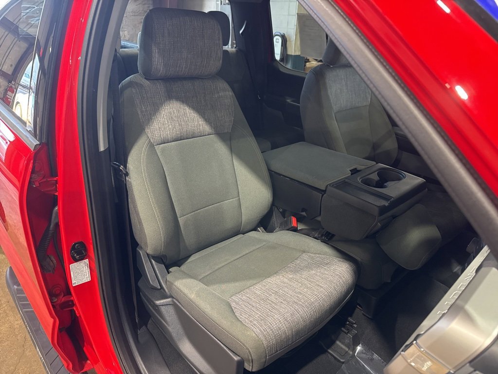 Used 2023 Ford F350 XLT image 38