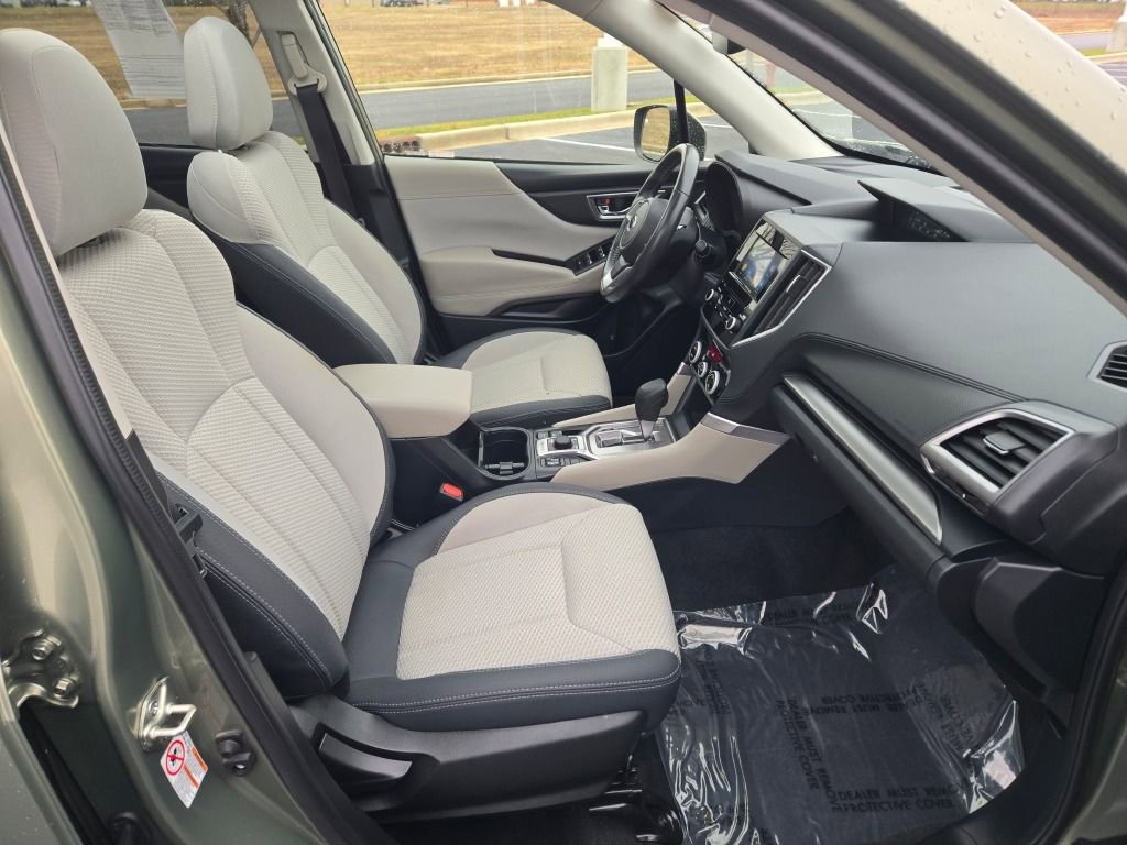 Used 2019 Subaru Forester Premium image 6